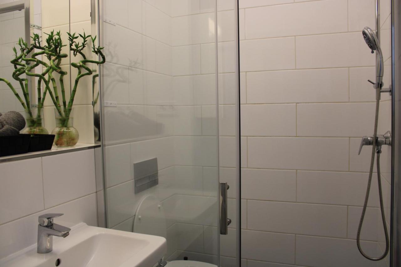 Lyly Apartment - Modern Apartment With Free Parking 프라하 외부 사진